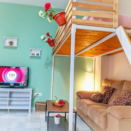 Cuarta Revuelta Alquiler Apartment Севиля Екстериор снимка