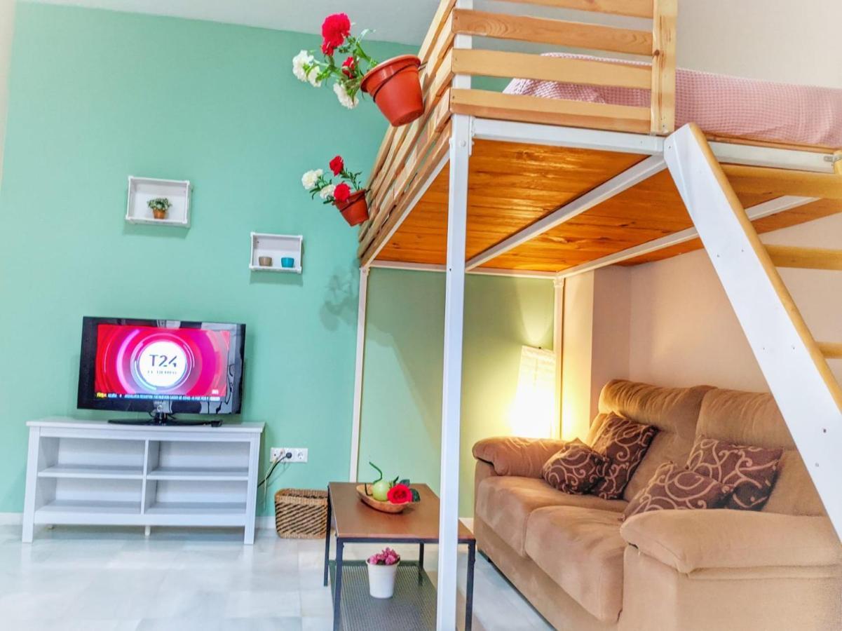 Cuarta Revuelta Alquiler Apartment Севиля Екстериор снимка
