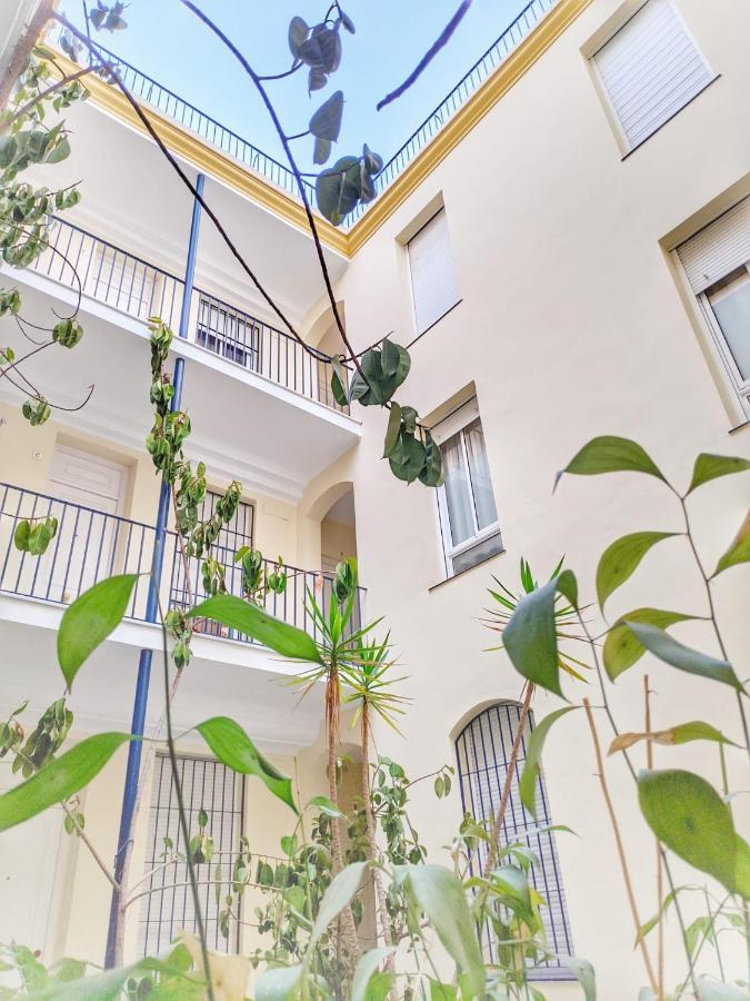 Cuarta Revuelta Alquiler Apartment Севиля Екстериор снимка