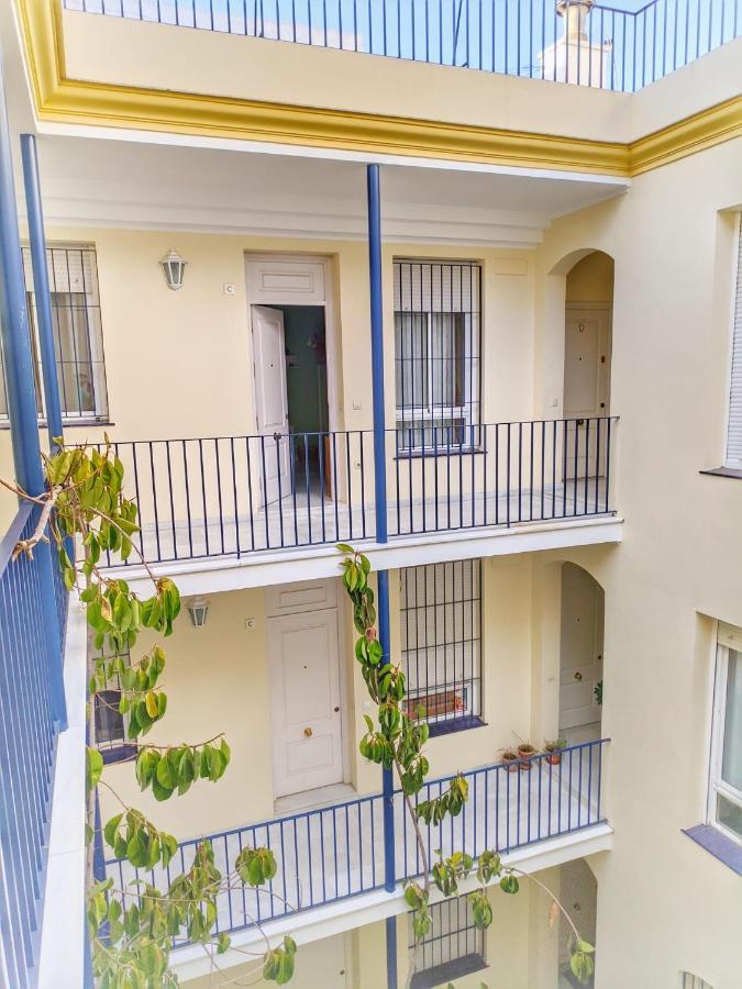 Cuarta Revuelta Alquiler Apartment Севиля Екстериор снимка