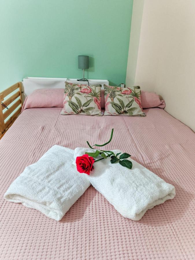 Cuarta Revuelta Alquiler Apartment Севиля Екстериор снимка