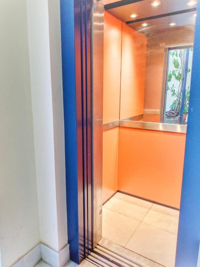 Cuarta Revuelta Alquiler Apartment Севиля Екстериор снимка